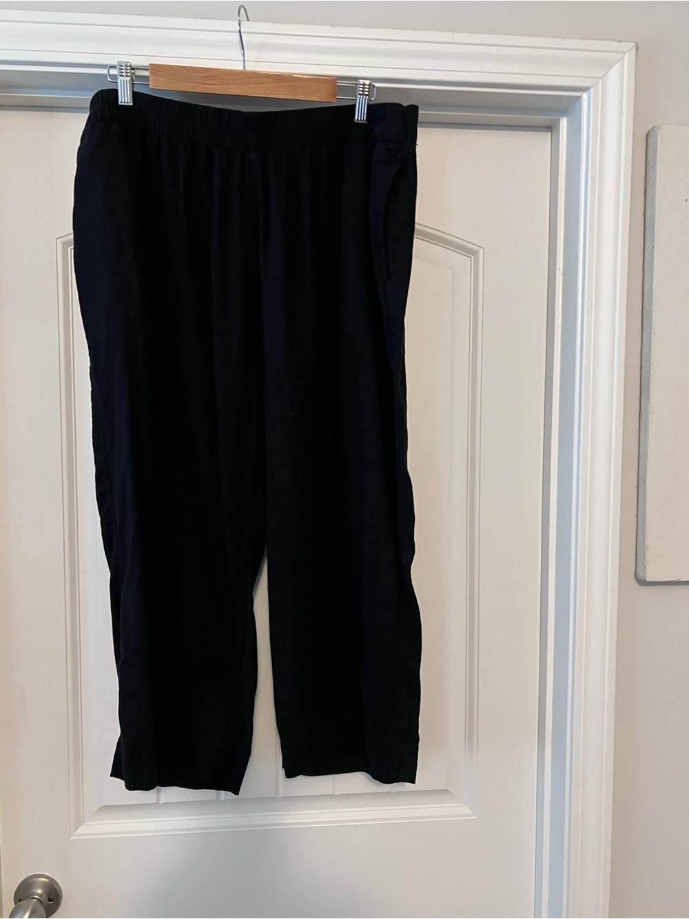 Old Navy Black Straight-Leg Pull-On Pants